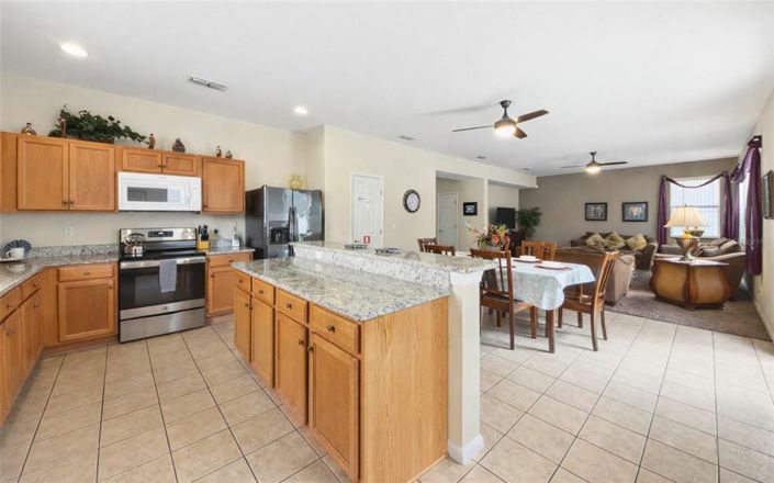 Image No.9-5 Bed Property for sale