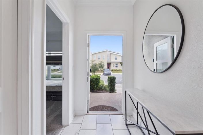 Image No.4-5 Bed Townhouse for sale