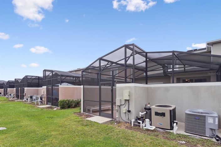 Image No.42-5 Bed Townhouse for sale