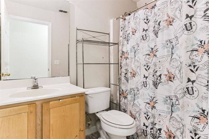 Image No.17-4 Bed Property for sale