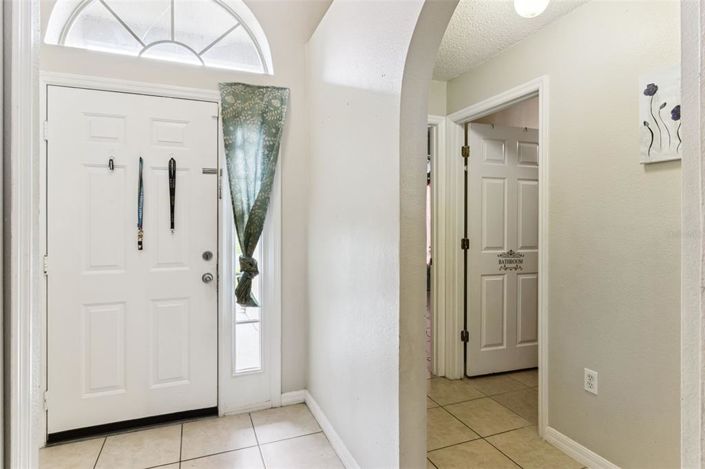 Image No.2-4 Bed Property for sale