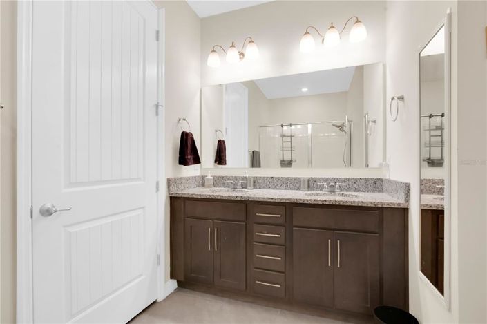 Image No.15-Propriété de 2 chambres à vendre à Clermont