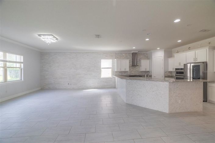 Image No.20-4 Bed Property for sale