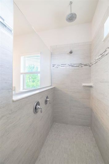 Image No.31-4 Bed Property for sale