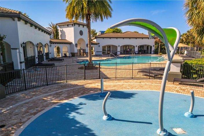 Image No.42-4 Bed Property for sale