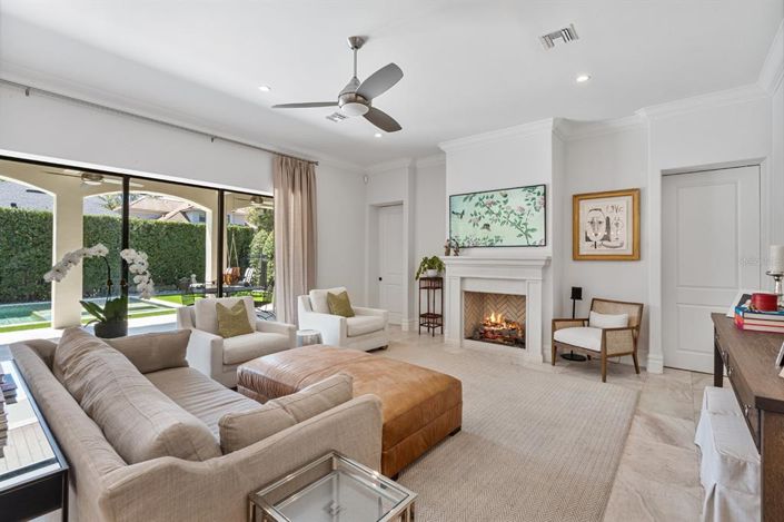 Image No.13-4 Bed Property for sale