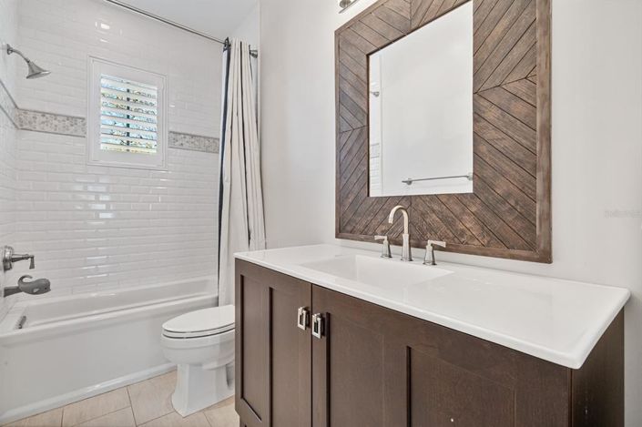 Image No.27-4 Bed Property for sale