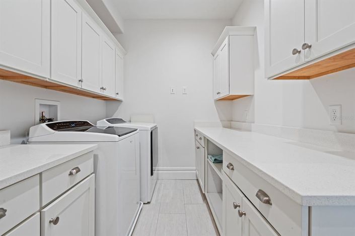 Image No.28-4 Bed Property for sale