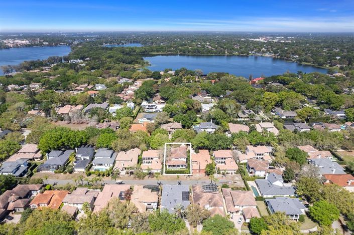 Image No.30-4 Bed Property for sale