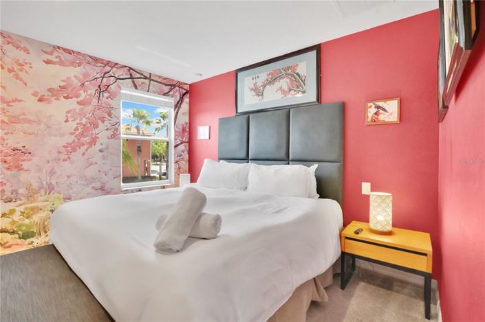 Image No.19-3 Bed Townhouse for sale