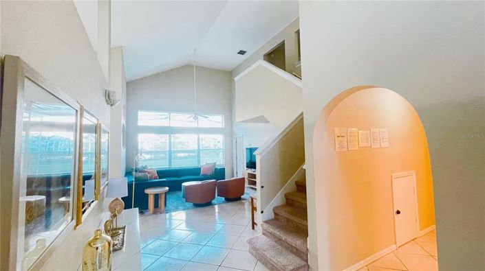 Image No.20-5 Bed Property for sale