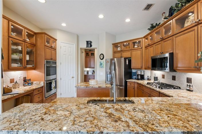 Image No.21-3 Bed Property for sale