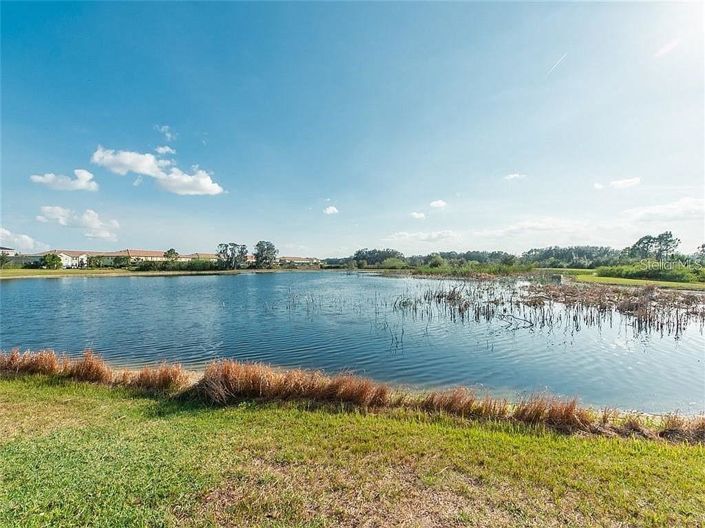 Image No.3-6 Bed Property for sale