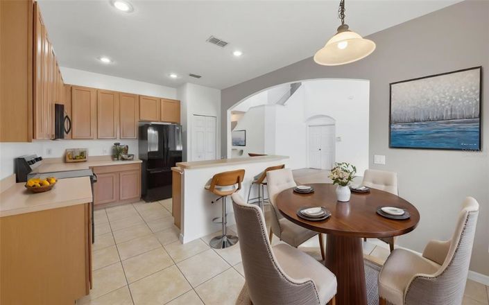 Image No.15-4 Bed Property for sale