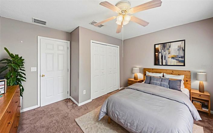 Image No.28-4 Bed Property for sale