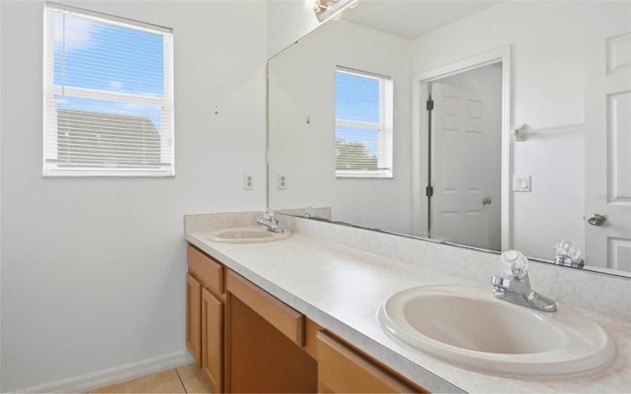 Image No.29-4 Bed Property for sale