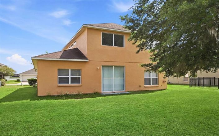 Image No.38-4 Bed Property for sale