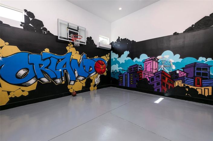 Image No.47-10 Bed Property for sale