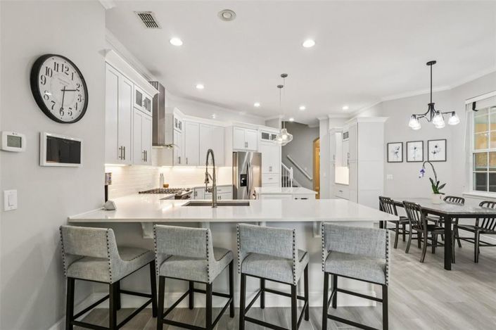 Image No.17-3 Bed Property for sale