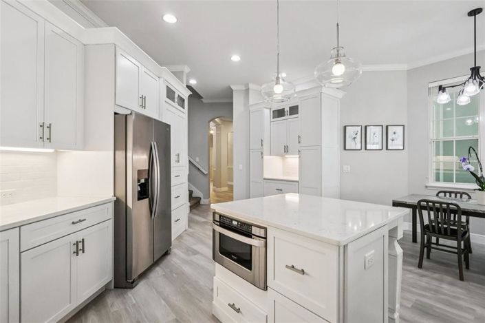 Image No.21-3 Bed Property for sale