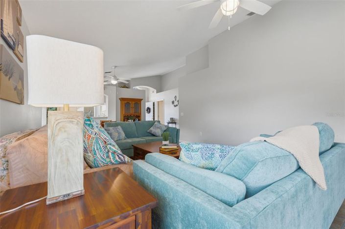 Image No.14-3 Bed Property for sale