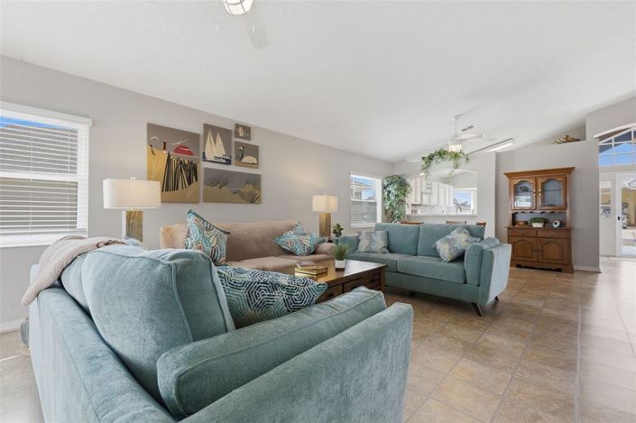 Image No.6-3 Bed Property for sale