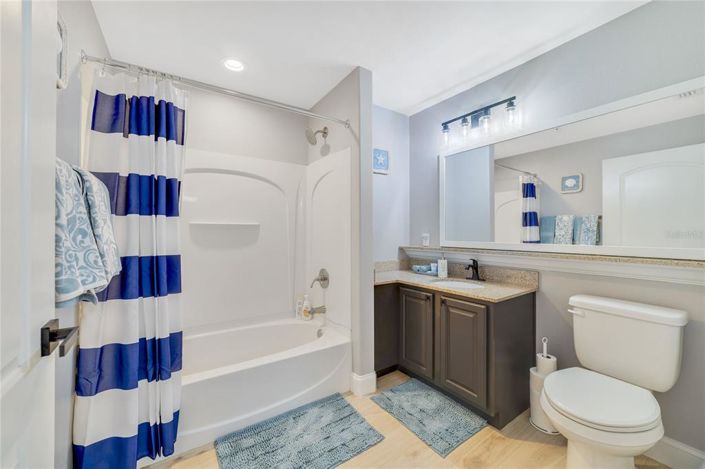 Image No.18-2 Bed Property for sale