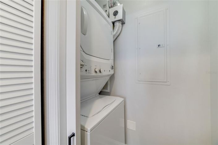 Image No.27-2 Bed Property for sale