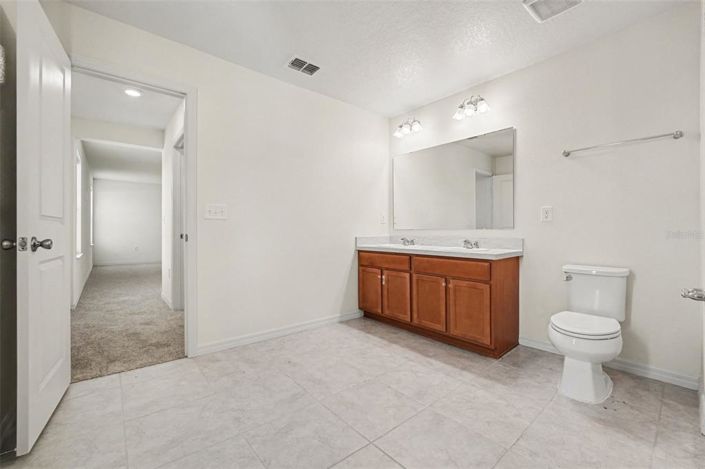 Image No.18-4 Bed Property for sale