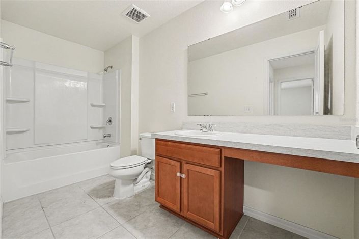 Image No.28-4 Bed Property for sale