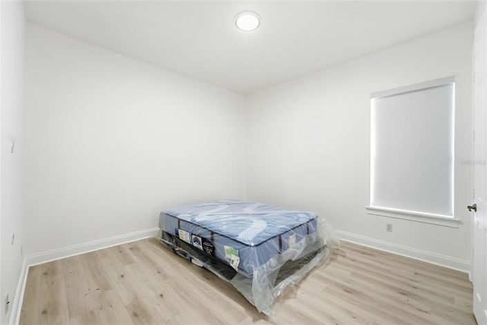 Image No.19-4 Bed Property for sale