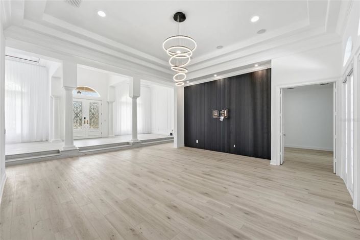 Image No.7-4 Bed Property for sale