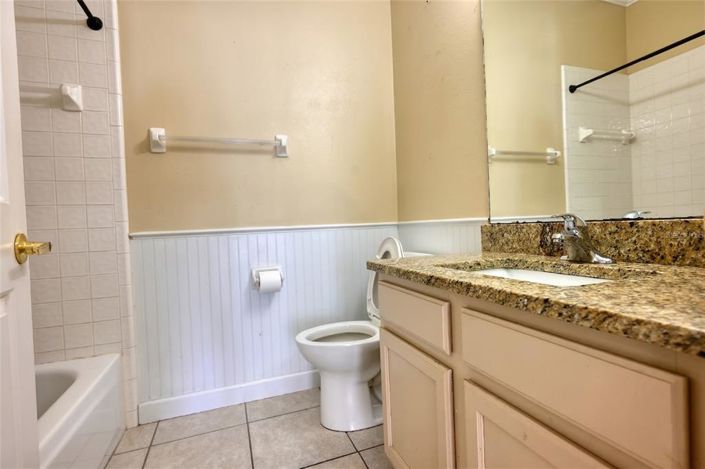 Image No.11-3 Bed Property for sale