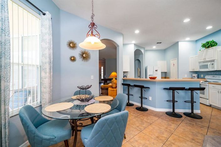 Image No.5-4 Bed Property for sale