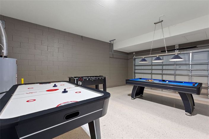 Image No.18-6 Bed Property for sale