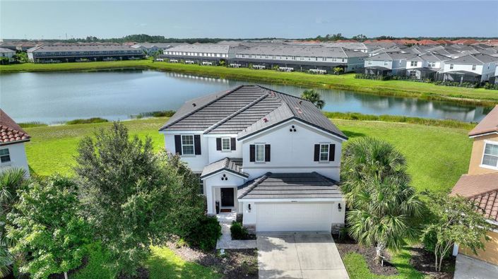 Image No.2-6 Bed Property for sale