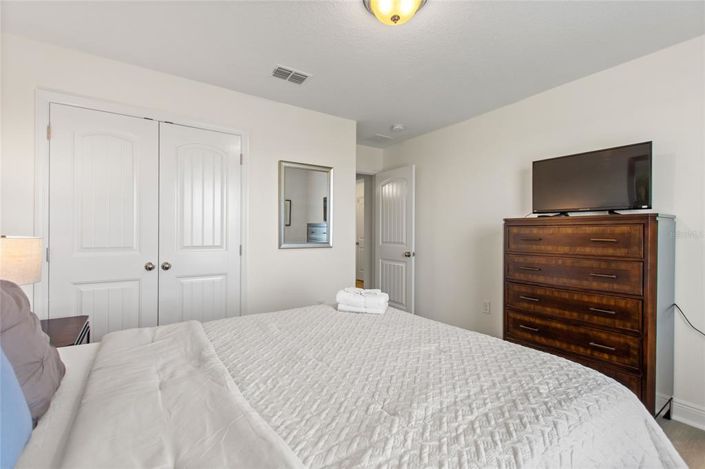 Image No.36-6 Bed Property for sale