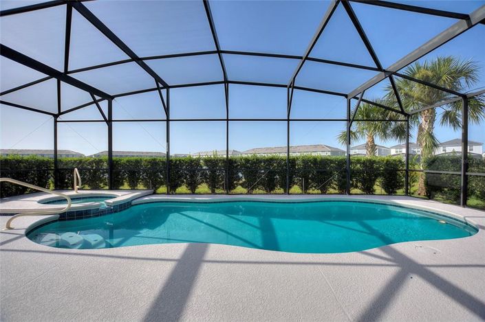 Image No.47-6 Bed Property for sale