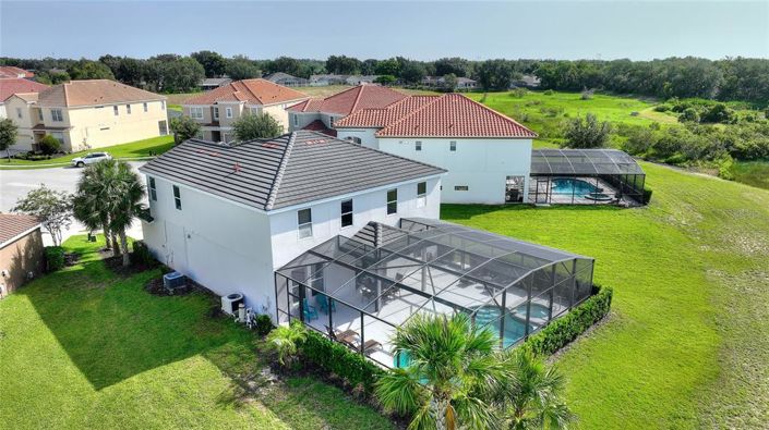 Image No.54-6 Bed Property for sale