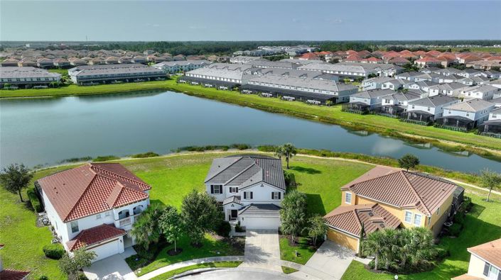 Image No.55-6 Bed Property for sale