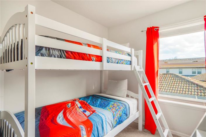 Image No.18-4 Bed Townhouse for sale