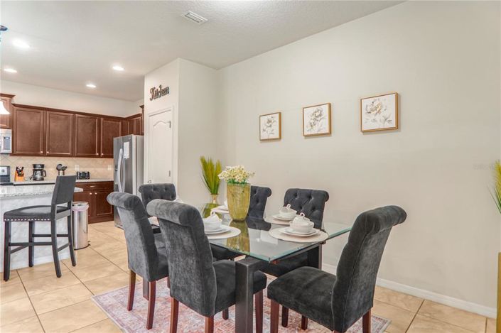 Image No.32-4 Bed Townhouse for sale