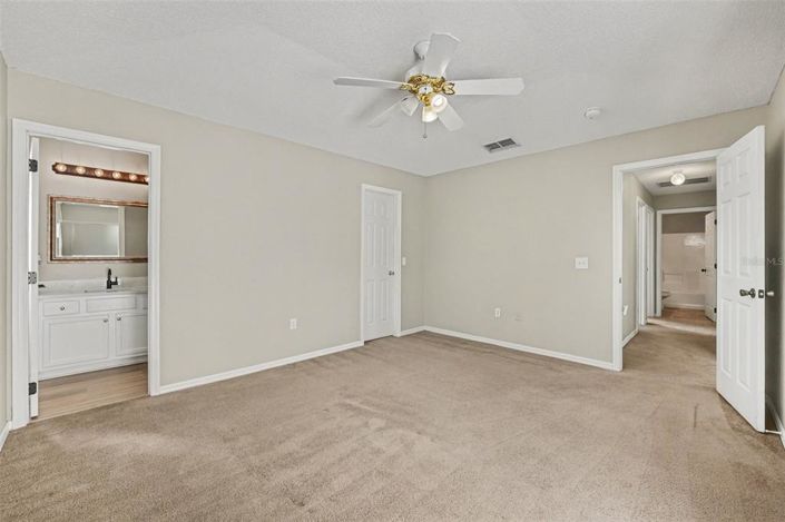 Image No.13-4 Bed Property for sale