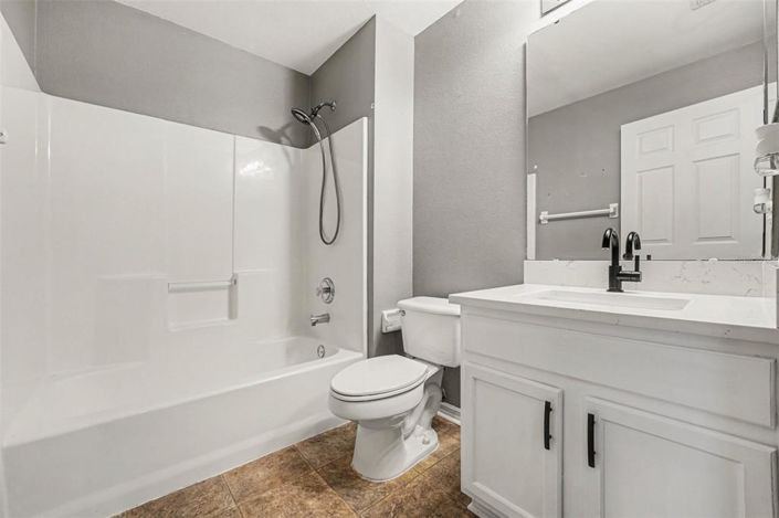 Image No.20-4 Bed Property for sale