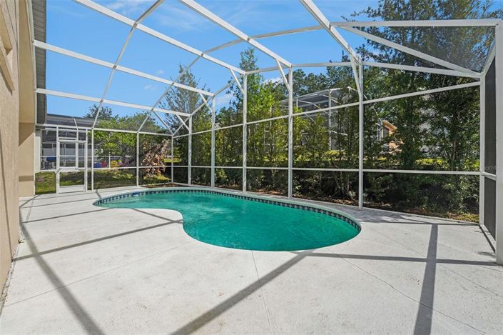 Image No.28-4 Bed Property for sale