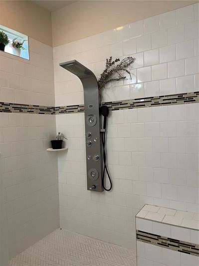 Image No.12-4 Bed Property for sale