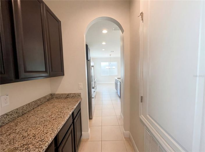 Image No.19-5 Bed Property for sale