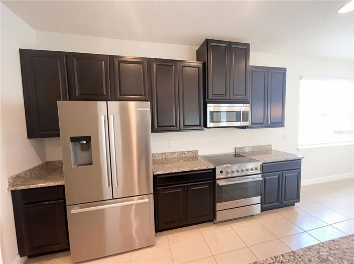 Image No.25-5 Bed Property for sale