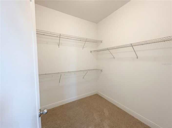 Image No.34-5 Bed Property for sale