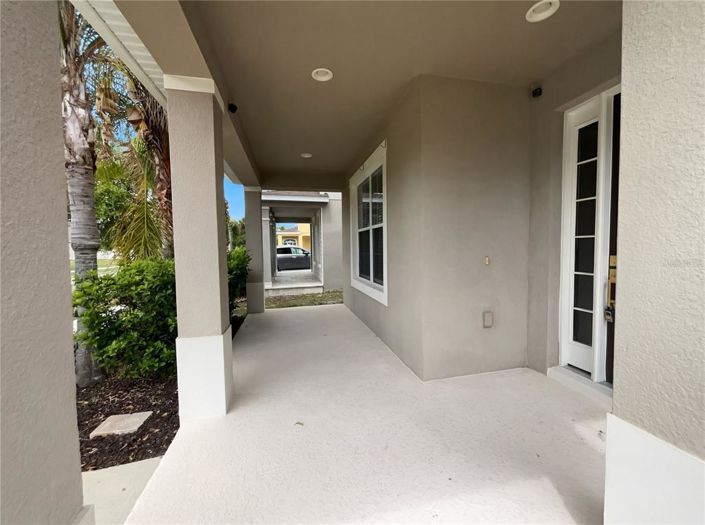 Image No.6-5 Bed Property for sale